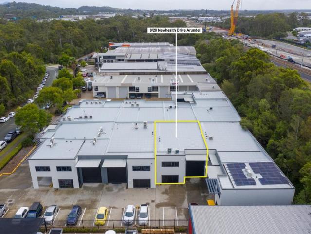 Warehouse for rent in Arundel, Gold Coast City