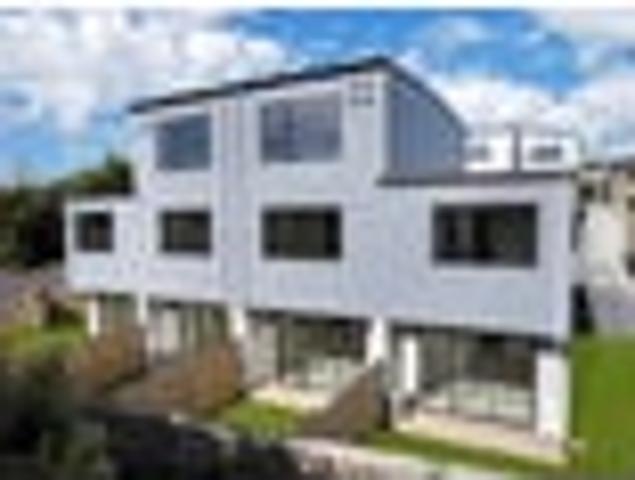 Townhouse for sale in New Windsor