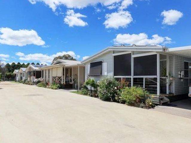 Villa for sale in North Hill, Armidale