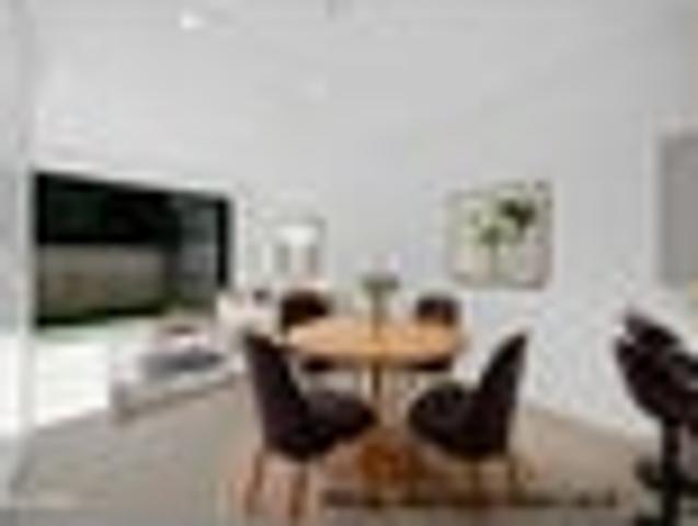 Townhouse for sale in New Windsor
