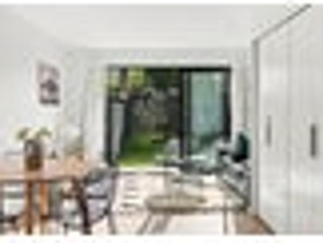 House for sale in Chaslands, Canterbury