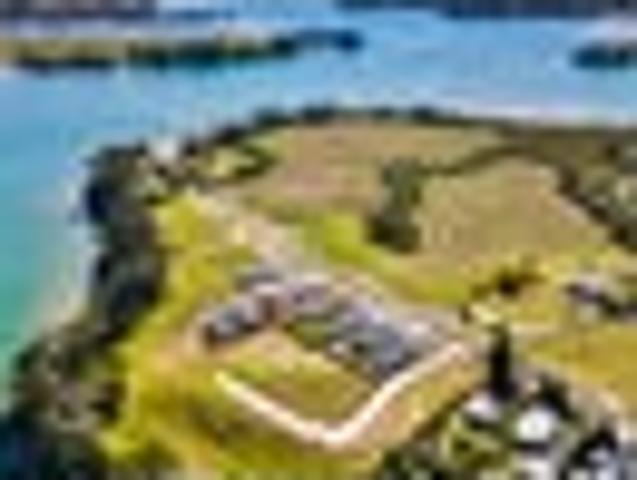 Land for sale in Awhitu
