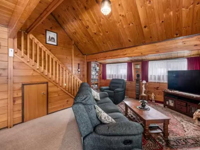 House for sale in Otakou