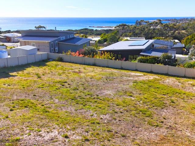 Land for sale in Bicheno, Tasmania