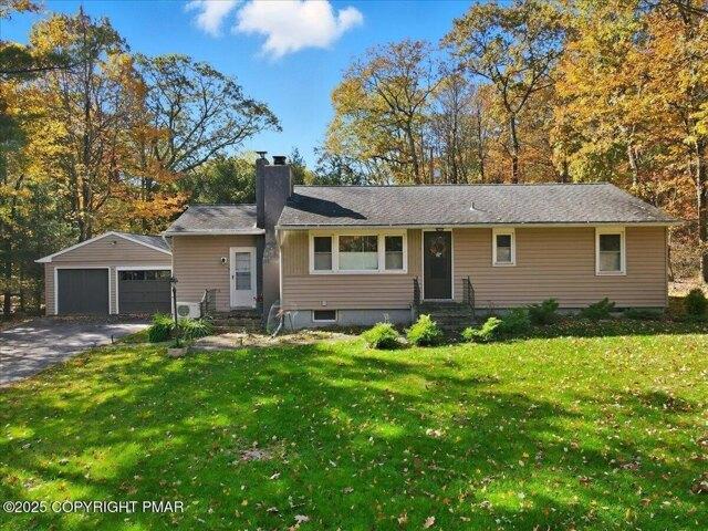 House for sale in Cresco, Pennsylvania