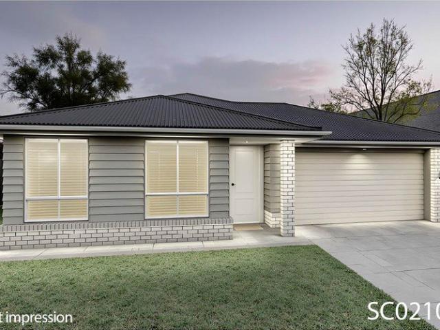 Cottage for sale in Birkdale, Greater Brisbane