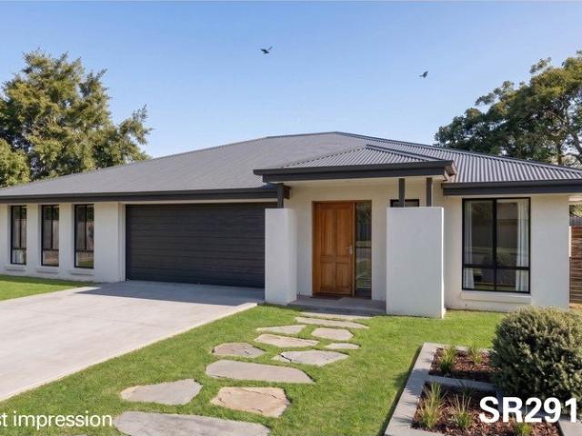 Cottage for sale in Eagleby, Greater Brisbane