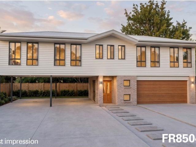 Cottage for sale in Toombul, Queensland