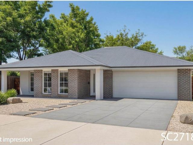 Cottage for sale in Bahrs Scrub, Greater Brisbane