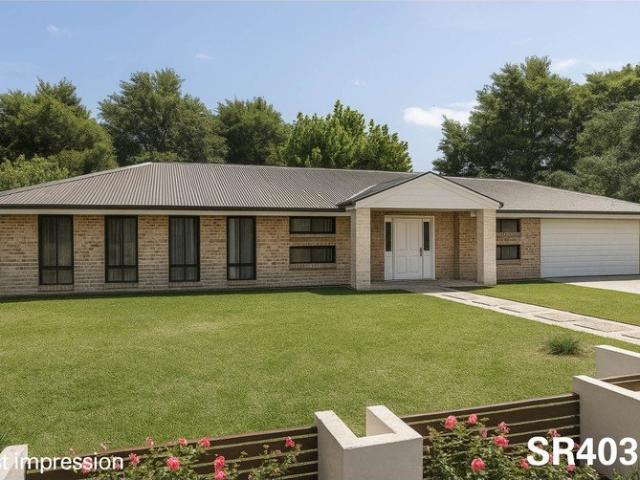Cottage for sale in Toombul, Queensland