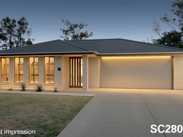 Cottage for sale in Toombul, Queensland