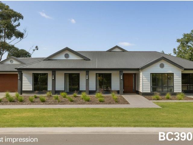 Cottage for sale in Kings Creek, Queensland