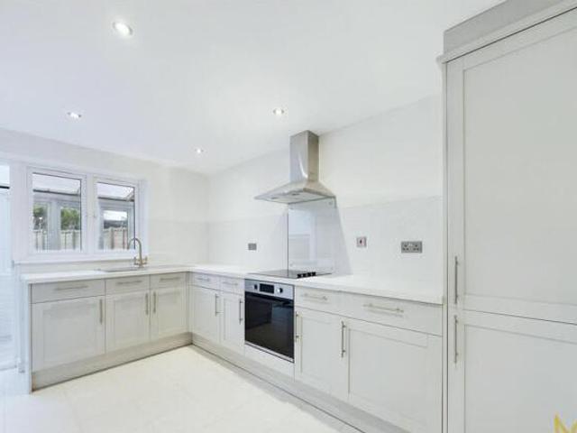 House for sale in Crookhill, Worcestershire