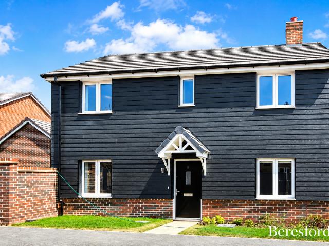 House for rent in Barracks, The Bridge