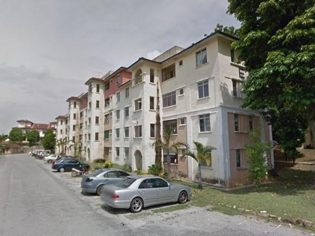 Apartment for sale in Tanjong Sepat, Selangor