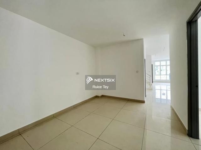 Residential House for sale in Kuching