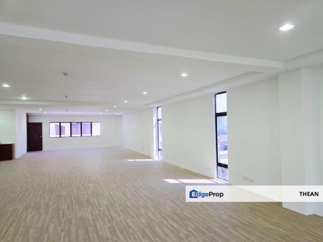 Shop for sale in Petaling, Damansara Damai