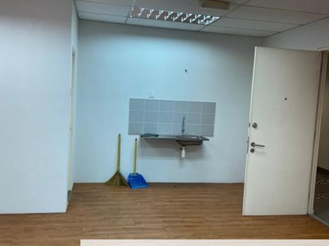 Shop for sale in Petaling, Damansara Damai