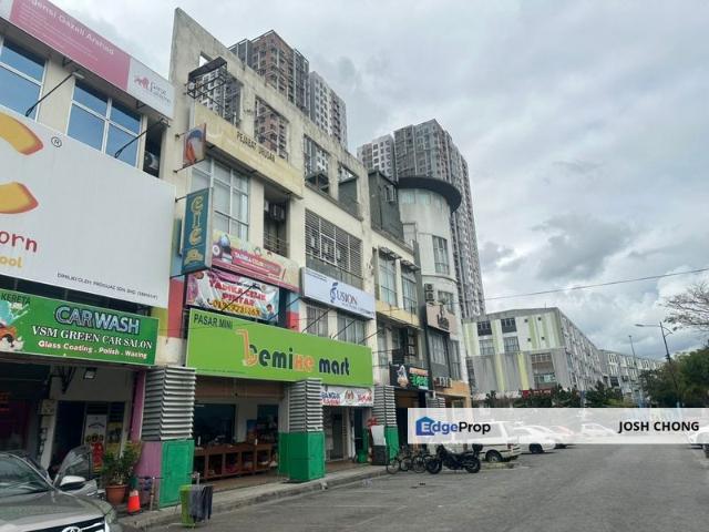 Shop for sale in Petaling, Subang Jaya