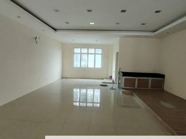 Shop for sale in Petaling, Subang Jaya