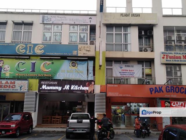 Shop for sale in Bandar Puchong Utama, Majlis Bandaraya Subang Jaya