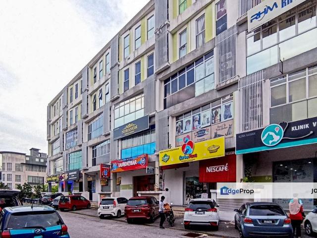 Shop for sale in Petaling, Subang Jaya
