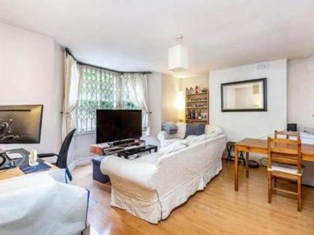 House for rent in Oval, Greater London