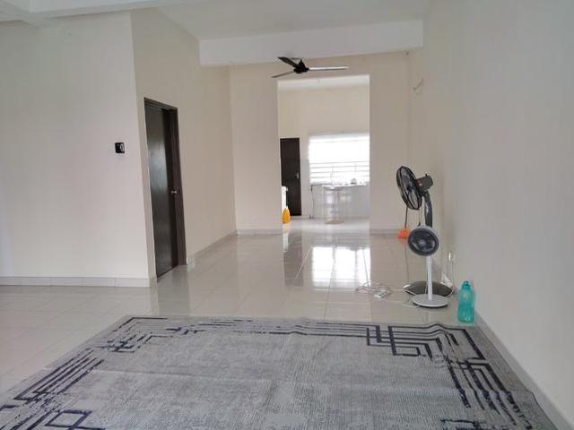 Terraced House for rent in Perak, Tldm Lumut