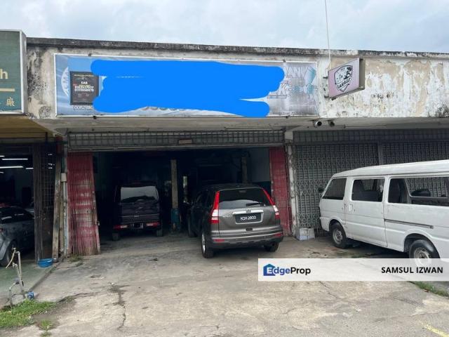 Warehouse for sale in Selayang, Selangor