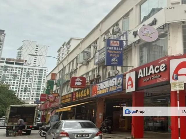 Shop for rent in Country Heights Damansara, Kuala Lumpur