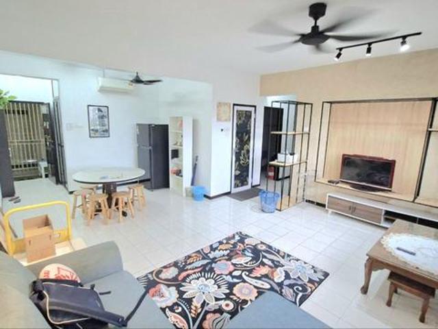 Apartment for sale in Country Heights Damansara, Kuala Lumpur