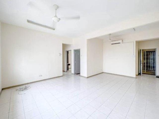 Apartment for sale in Country Heights Damansara, Kuala Lumpur