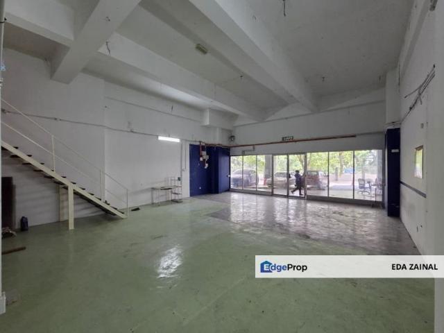 Shop for sale in Petaling Jaya, Petaling