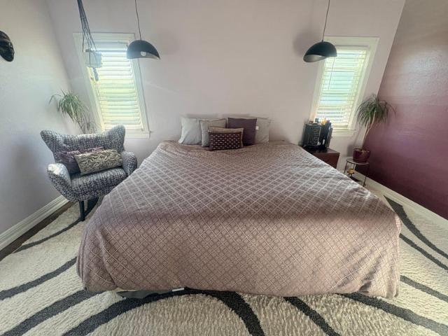 Room for rent in Canoga Park, California