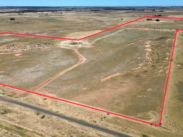 Cottage for sale in Hay, Hay Shire Council