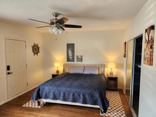 Room for rent in Merritt Island, Florida