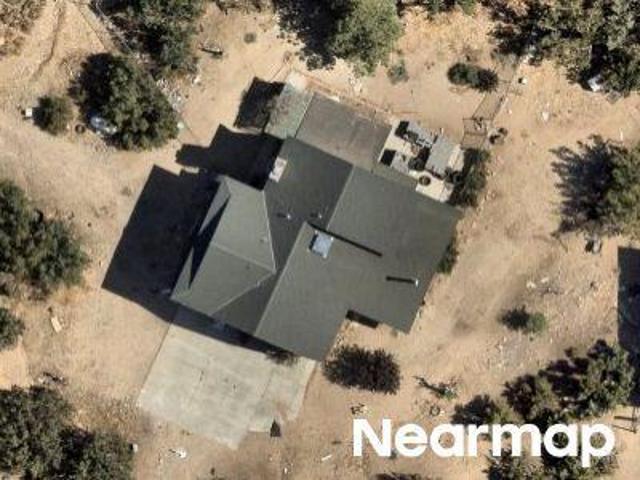House for sale in Piñon Hills, San Bernardino County
