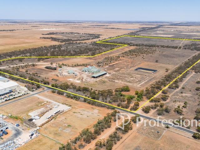 Warehouse for sale in Cardross, Victoria