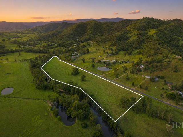 Cottage for sale in Kilcoy, Queensland