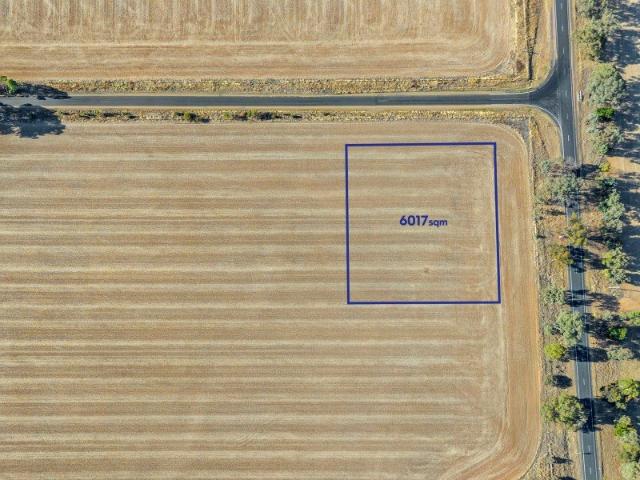 Land for sale in Lake Rowan, Victoria