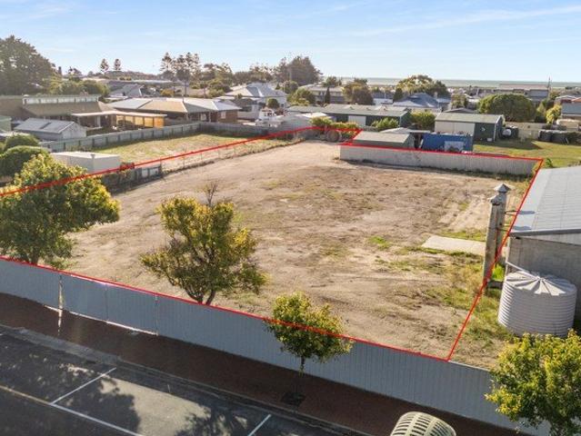 Land for sale in Kingston Se, South Australia