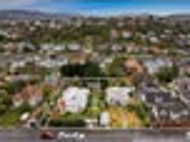 House for sale in Otakou