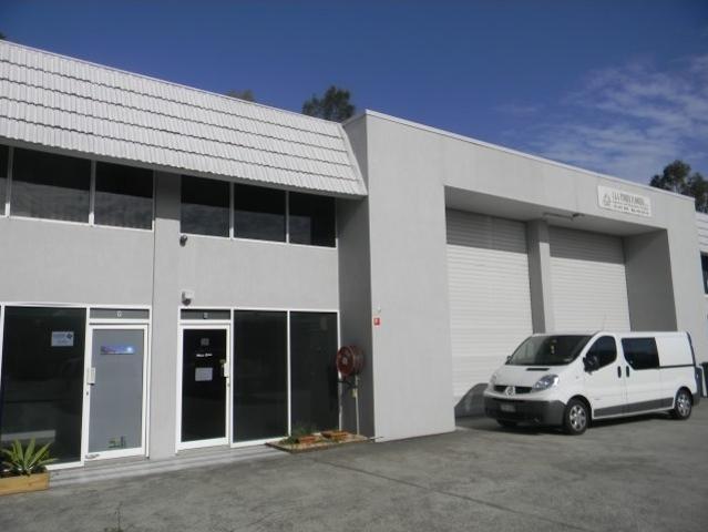 Warehouse for rent in Toombul, Queensland