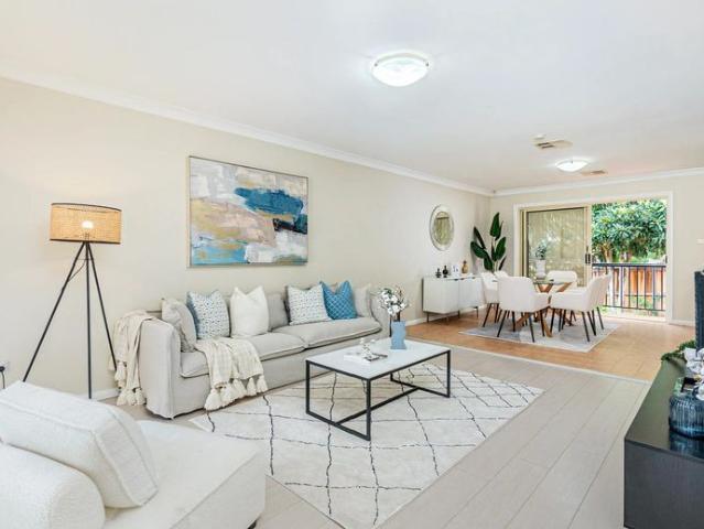 Townhouse for rent in Sydney, New South Wales