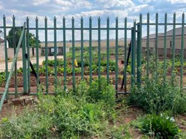 Land for sale in Katlehong, City of Ekurhuleni Metropolitan Municipality