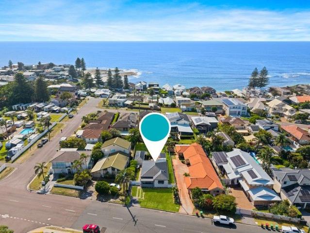 House for sale in Blue Bay, New South Wales