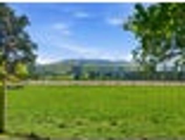 Land for sale in Oxford, Canterbury