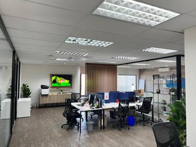 Commercial for rent in Port Elizabeth, Eastern Cape