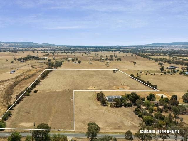 Property for sale in Table Top, New South Wales