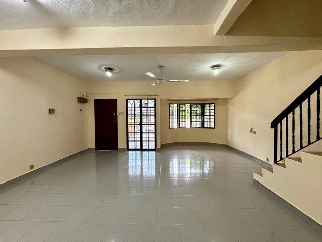 Terraced House for sale in Petaling, Subang Jaya